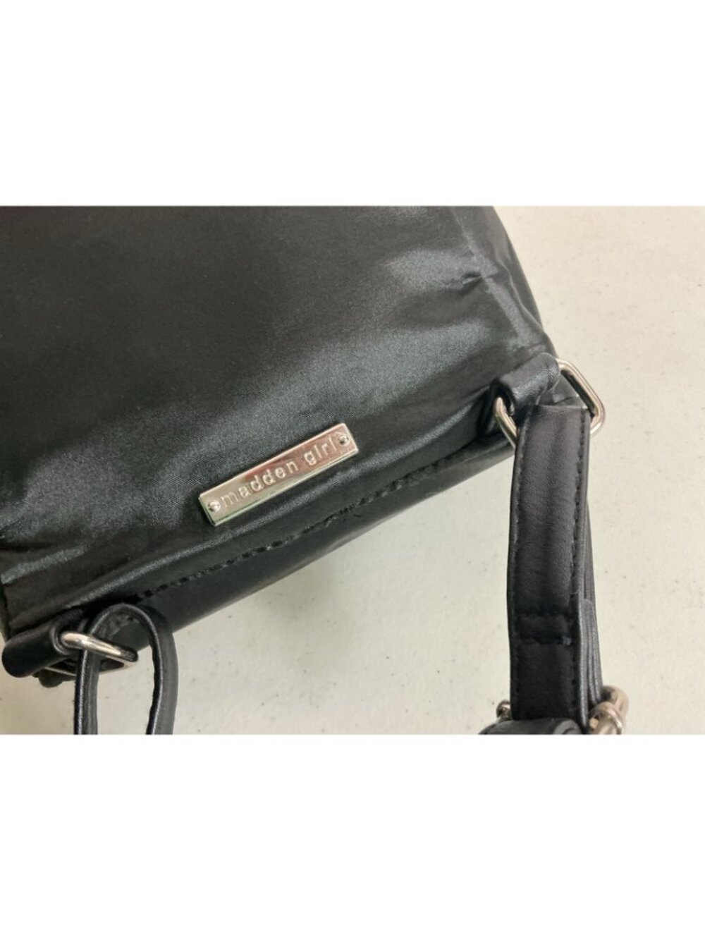 Steve Madden Womens Mini Backpack Black Luxury Fashion Bag - Picture 2 of 8